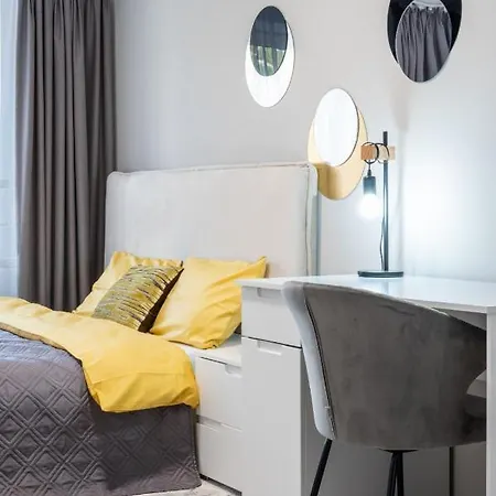 Apartment Long Street Brasov